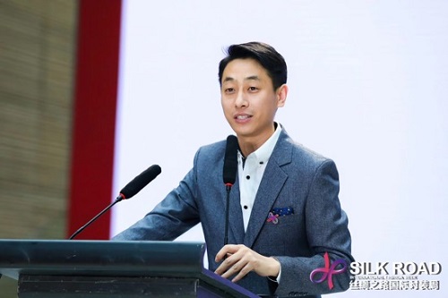 cc290796d3fc7a58b53b753dcbbd0941646638.jpg 8.jpg