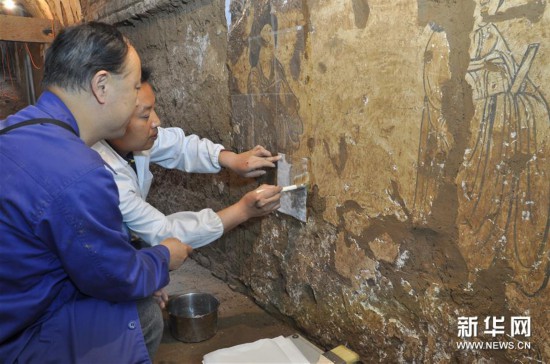 （图文互动）（1）陕西：唐墓壁画修复再现唐代生活场景