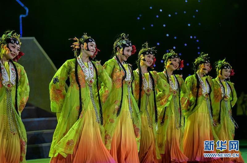 （文化）（2）第六届中国诗歌节在成都开幕