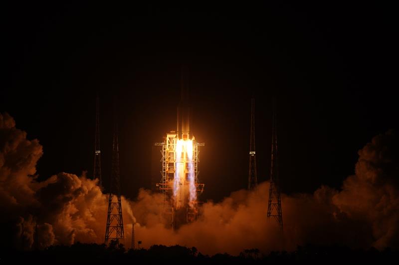 嫦娥五号探测器发射成功 开启中国首次地外天体采样返回之旅【6】