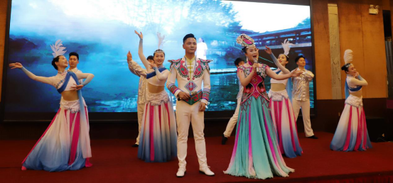 “恩遇贵人，一路同行”2021年湖北·恩施旅游（贵阳）推介会在贵阳成功举办