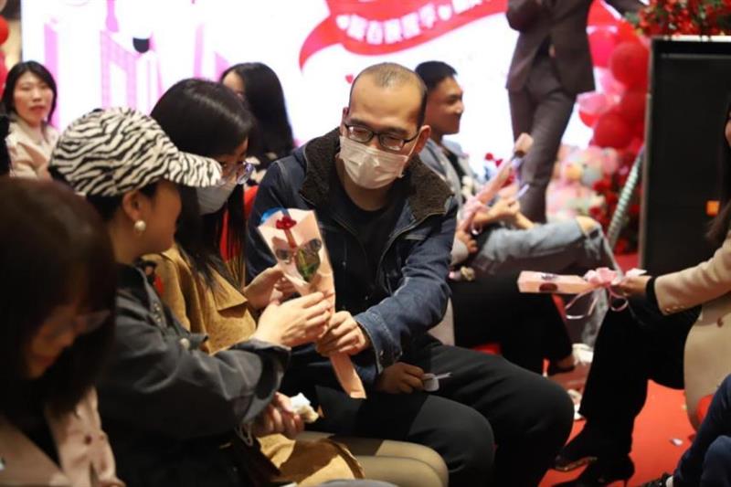 青春有你 与你同行