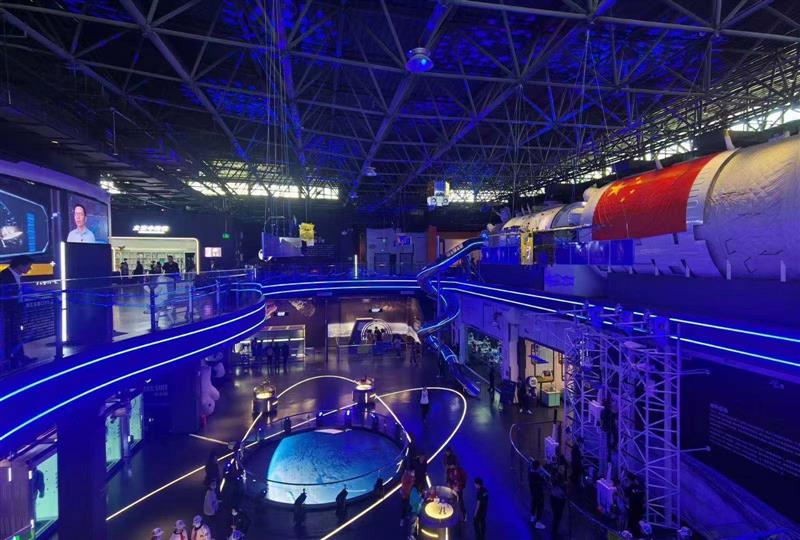 中国航天日航天科普周主题活动在湖北松滋举行，沉浸式航天科普馆“九号宇宙”同期开放