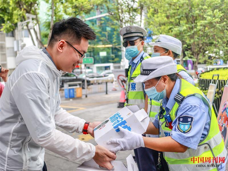 b5dff70e7d342bb5272de9c99a2a1d1.jpg b5dff70e7d342bb5272de9c99a2a1d1.jpg