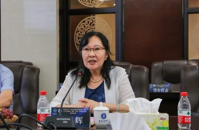 广州工商学院“德学·五进”学风传承基地项目建设研讨会举行