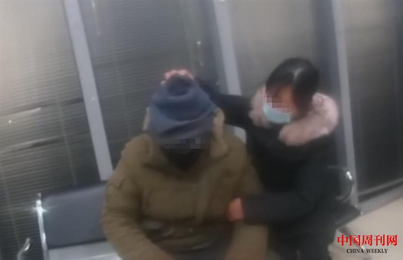 陈林的姨妈抱着陈林2.jpg 陈林的姨妈抱着陈林2.jpg