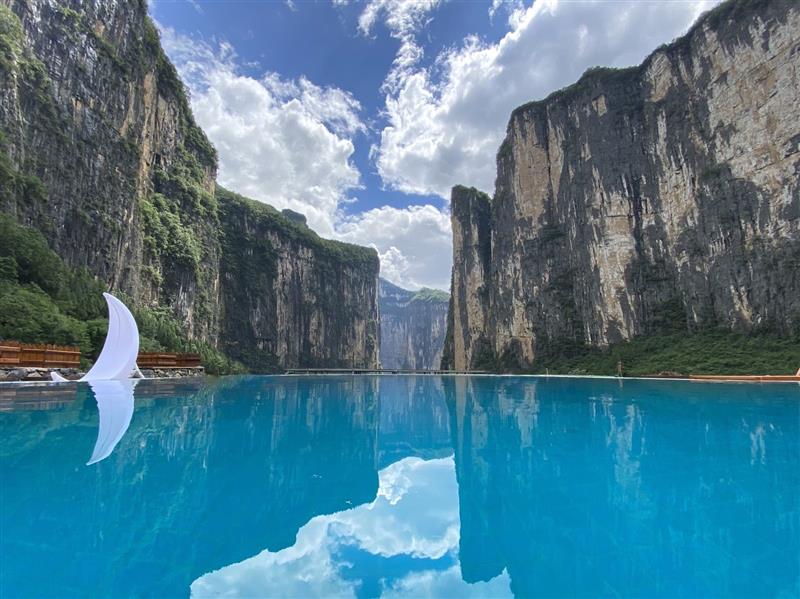 “郑渝高铁 畅游奉节”奉节文化旅游郑州专场推介会成功举行