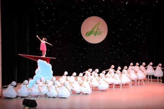 北京市育鸿学校：六十载砥砺奋进 创蓝天教育特色