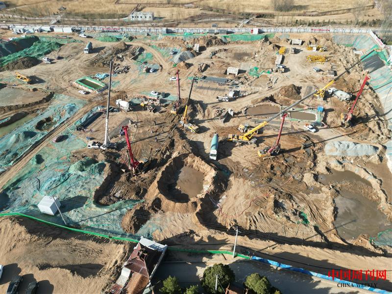 榆阳区流水沟公租房、安置房建设项目现场 贾赟 摄.jpg