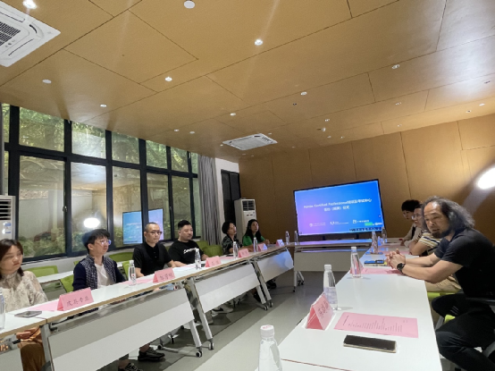 Adobe国际认证中国运营管理中心与广州番禺职业技术学院举行签约仪式！