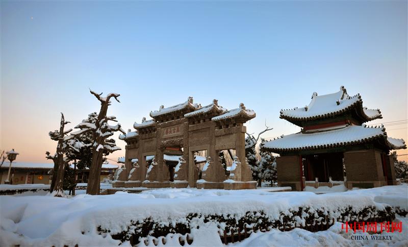 李晖 万古长春坊.jpg